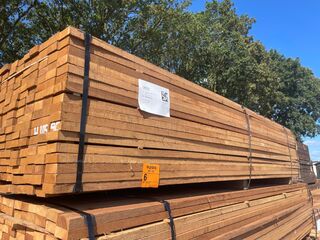 Ca. 204x Guyana Teak Planken Fijnbezaagd, 31x80mm, lengte 305cm